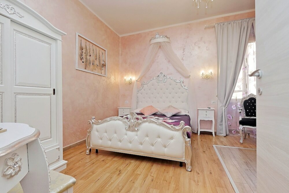 Фото Chilling Hot Tub Suite