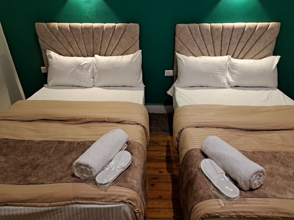 Фото Downtown Family Suites