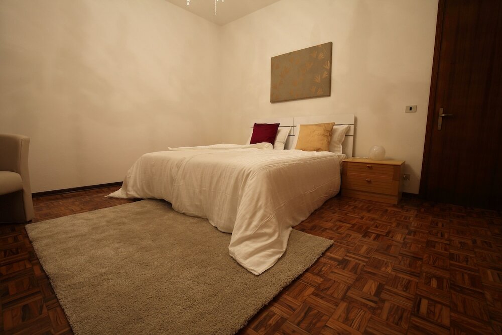 Фото Tarzo - Villa Diana