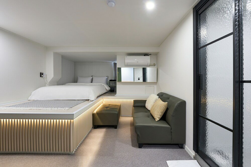 Фото Hotel Chloe