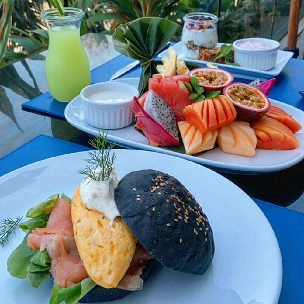 Фото Absolute Twin Sands Resort & SPA