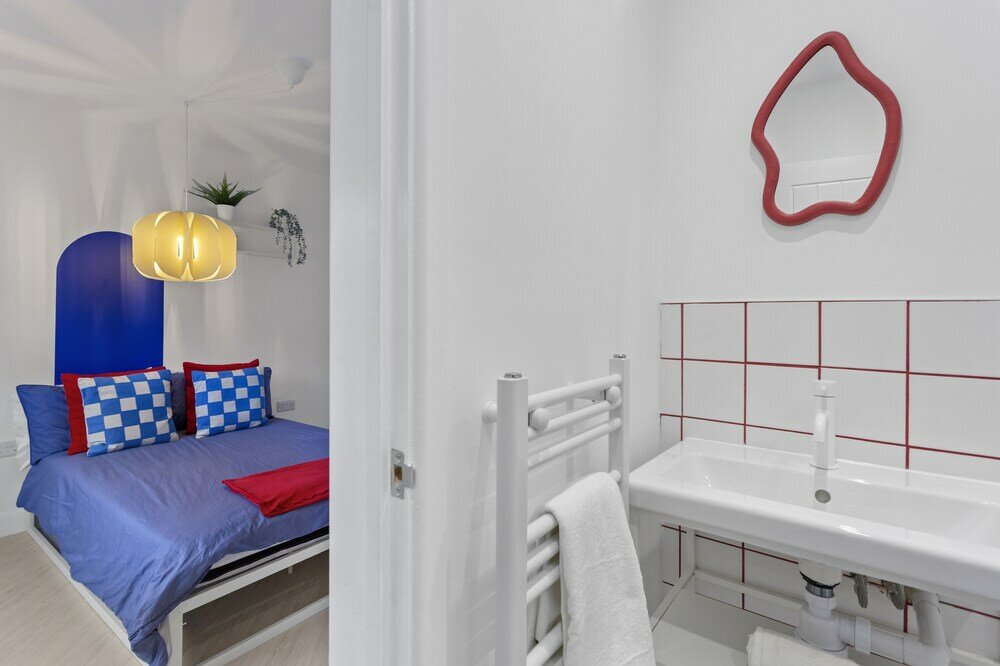 Фото OnPoint -3 Bed House - Parking