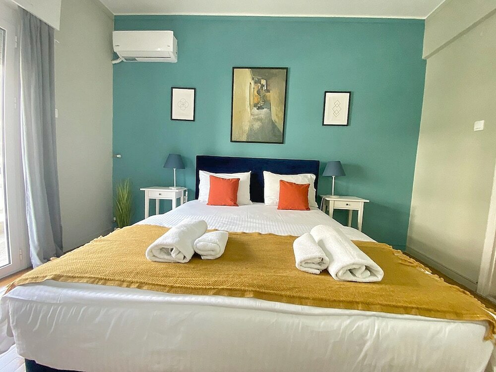 Фото Check Point - Syngrou Fix