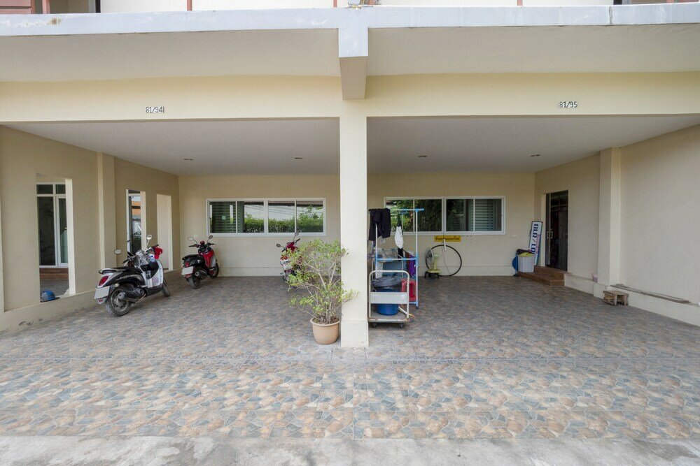 Фото Oyo 698 Pattaya City