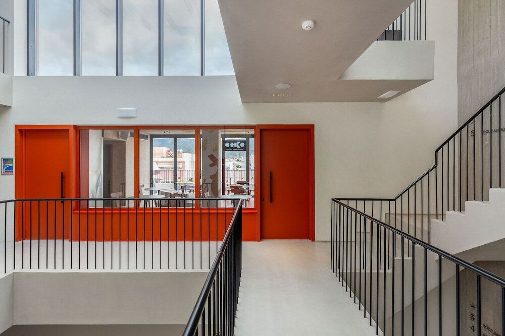 Фото The Newel Psychiko