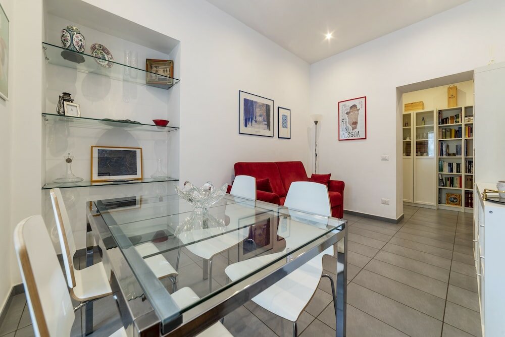 Фото Porta Pia & Villa Torlonia Apartment with Balcony