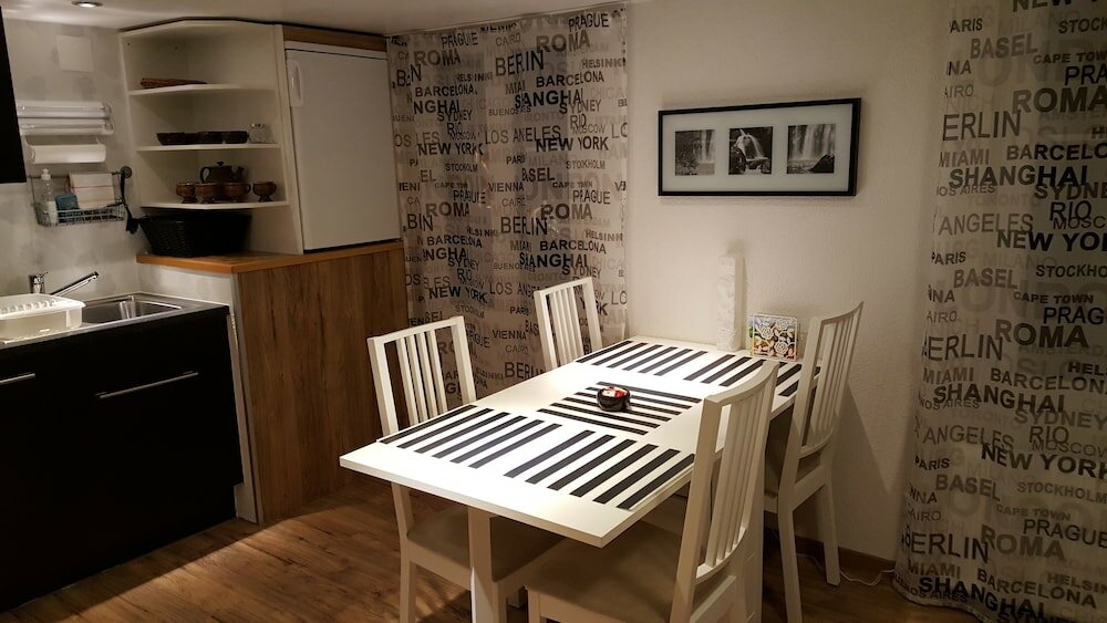 Фото Ferienwohnung im Fürstenland