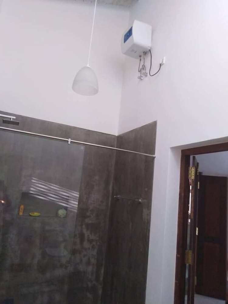 Фото Niluka Stay Home