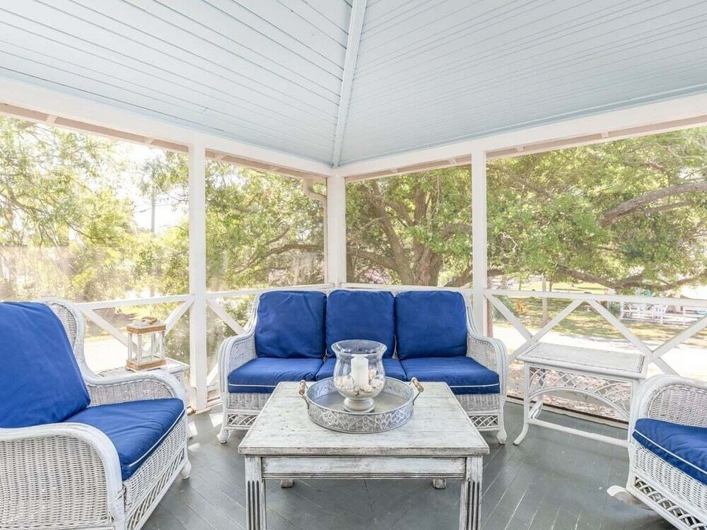 Фото Butler Beach Cottage