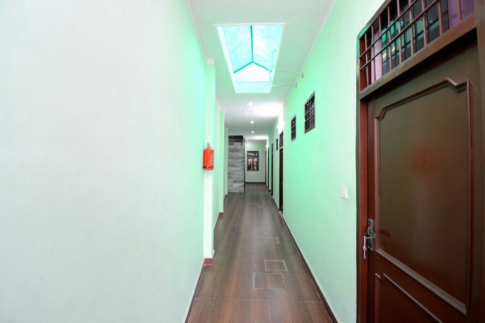 Фото Oyo 28097 Hotel Park View