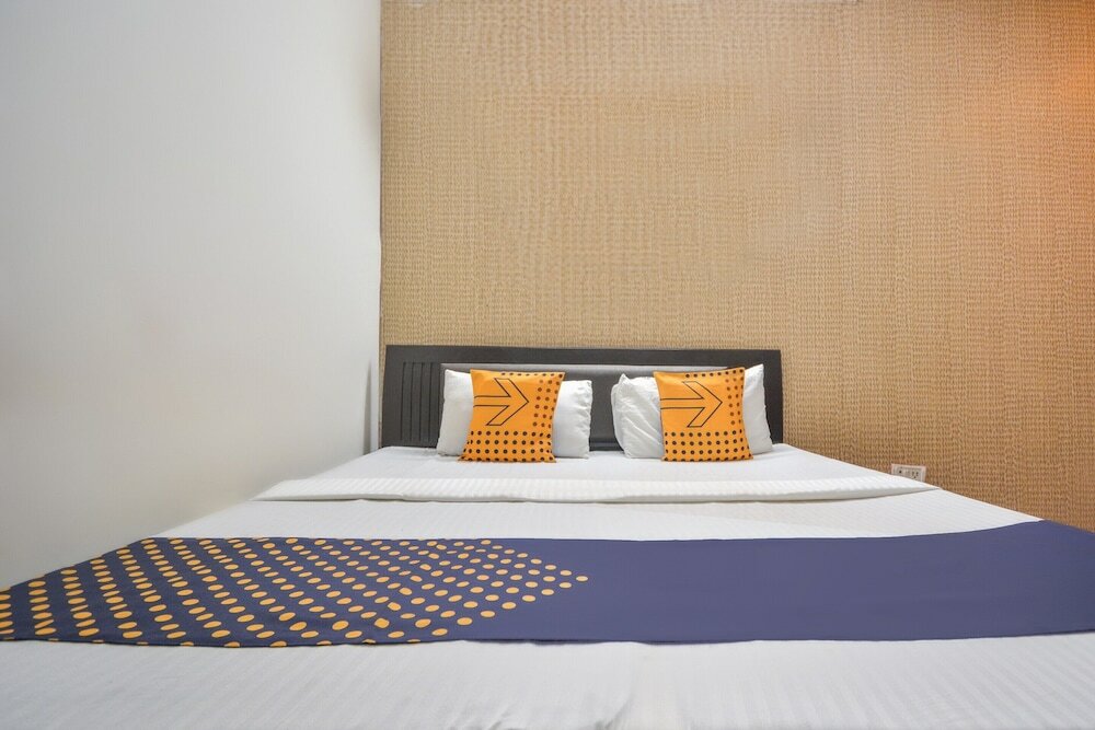 Фото Spot On 36686 Hotel Om Shanti Palace