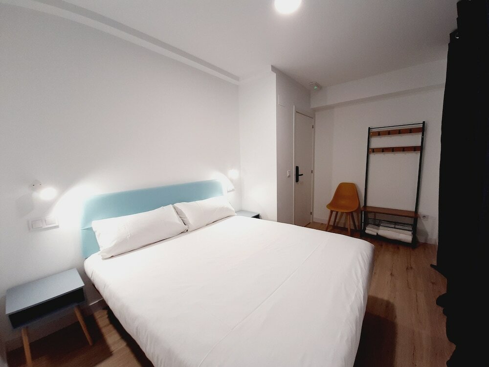 Фото Hostal Carmen by gaiarooms