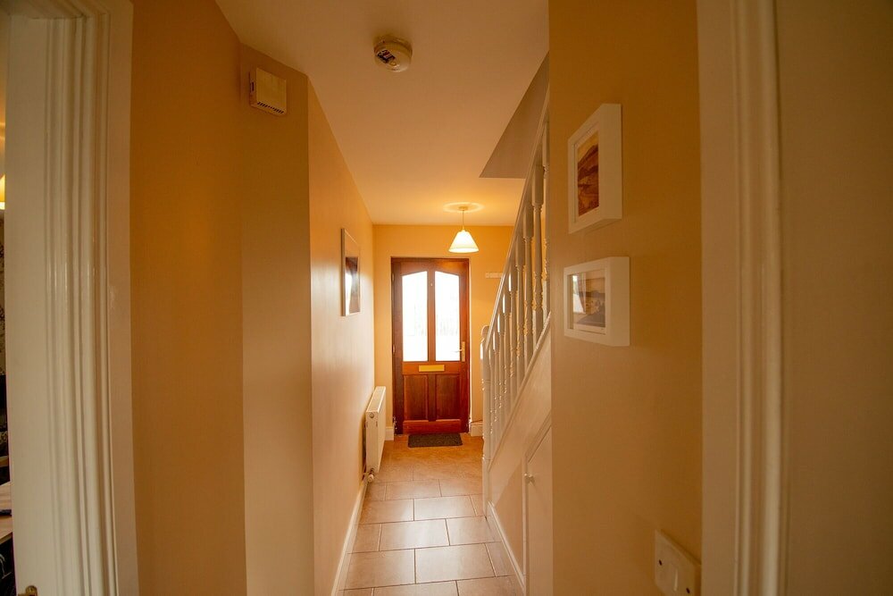 Фото Modern Central Three Bedroom House