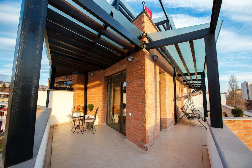 Фото Tbilisi Laerton Hotel