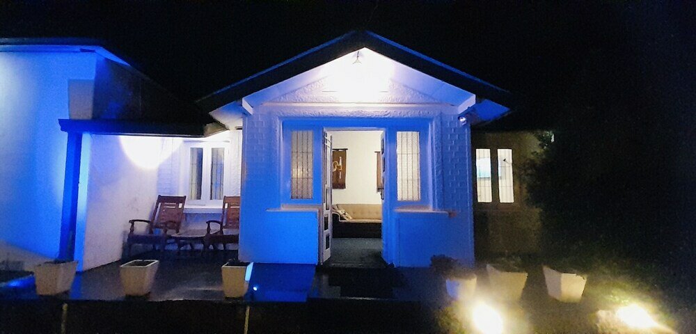 Фото Zion White House