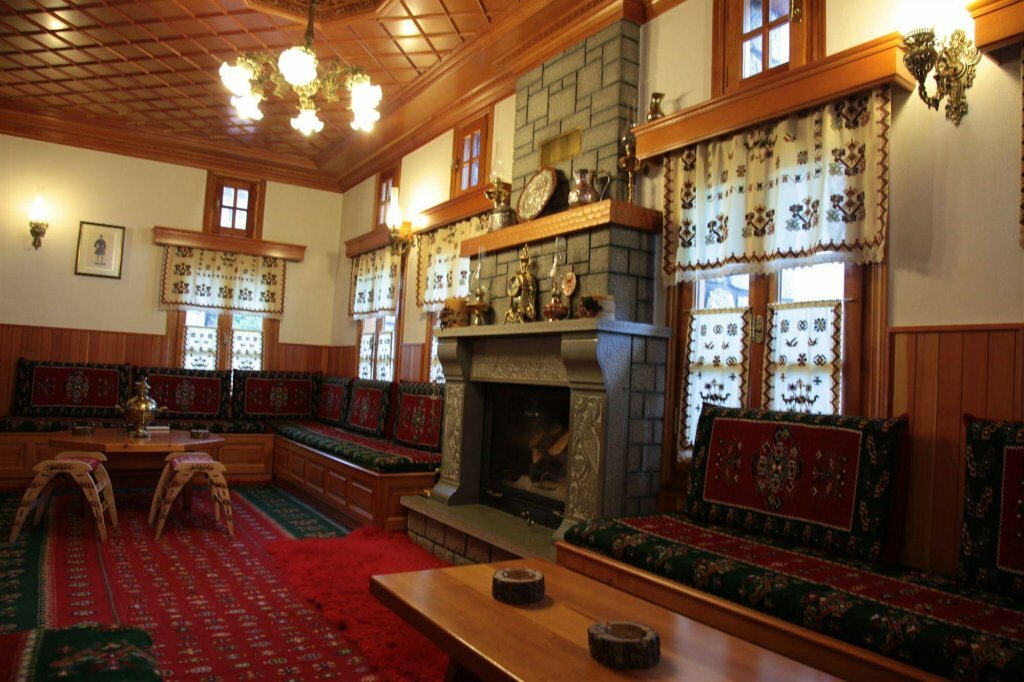 Фото Archontiko Metsovou Boutique Hotel