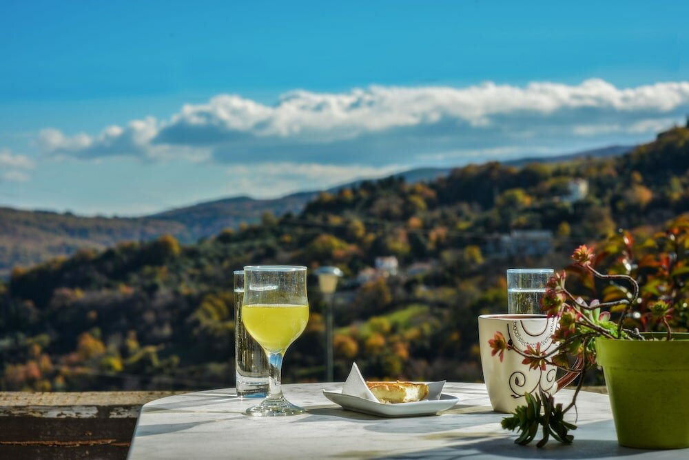 Фото Eos Authentic Experience