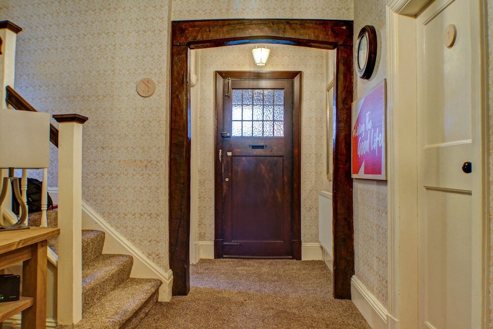 Фото Oyo Wayside Hotel