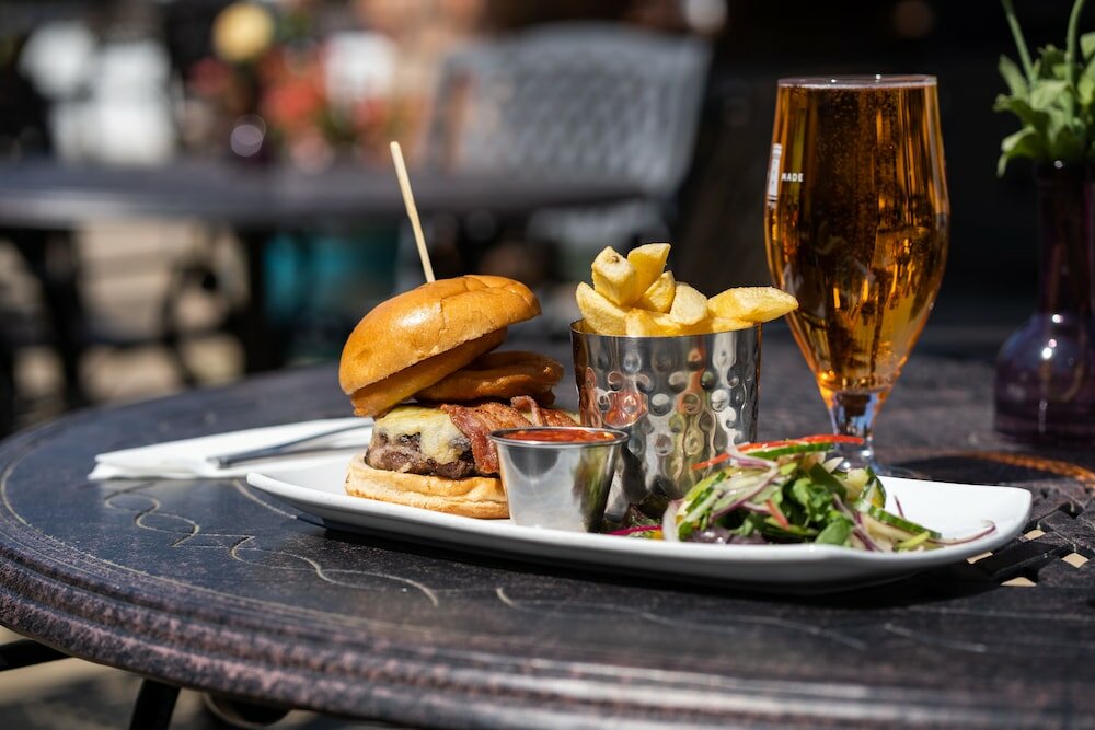 Фото Burrendale Hotel Country Club & SPA