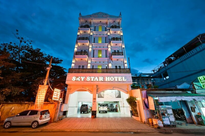 Гостиница Sky Star Hotel в Хошимине