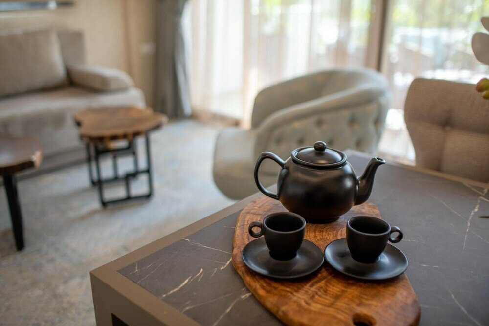 Фото Beach Walk Luxury Suites