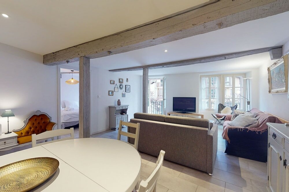 Фото Beautiful Apartment in the Heart of the old City