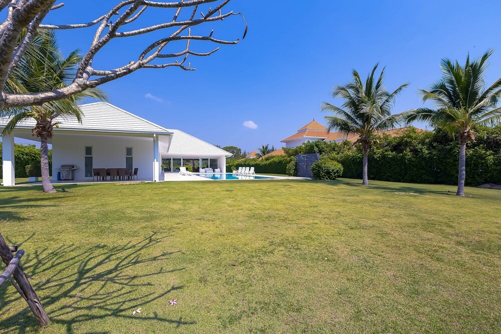 Фото Luxury Modern 4 Br Pool Villa - Ph111