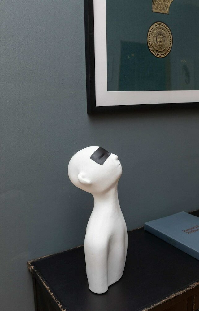 Фото Stylish 2 Bedroom Converted Victorian Storefront