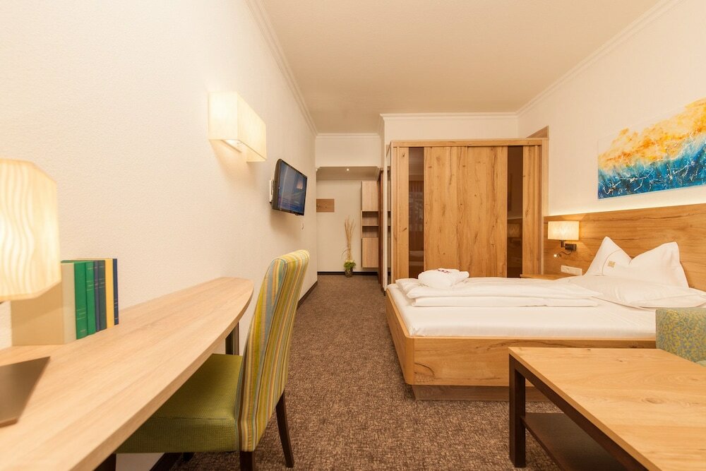 Фото Hotel Madeleine