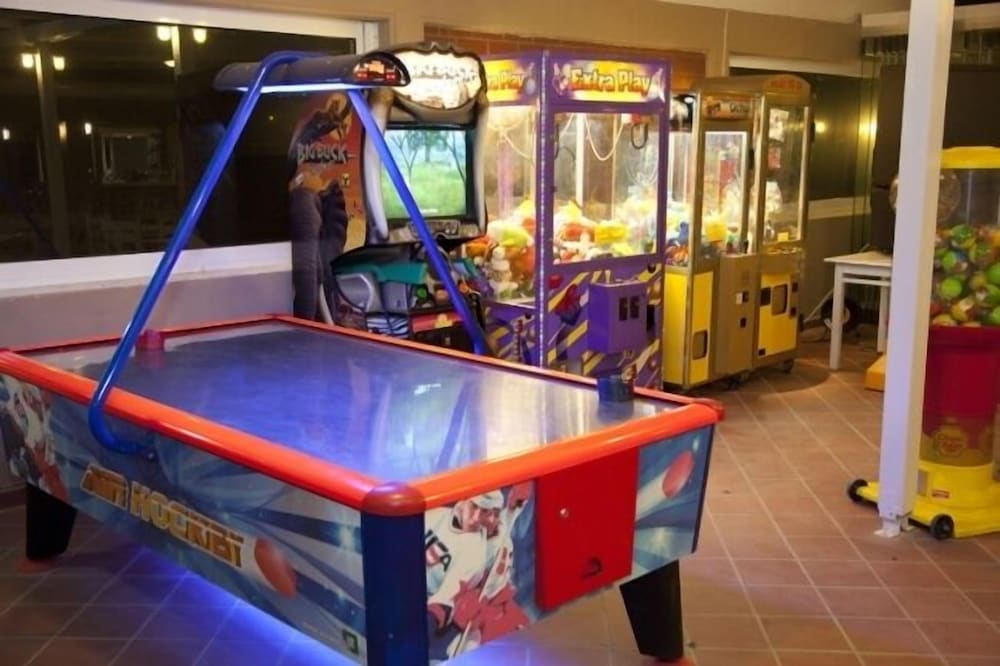 Фото Maleme Mare Beach Resort Hotel