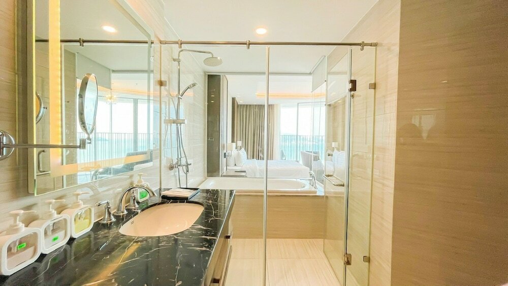 Фото Panorama Luxury Sea View Apartment