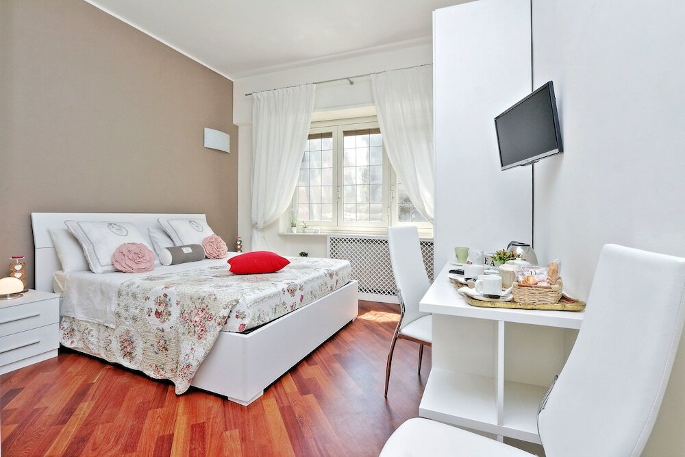 Фото San Pietro Stazione