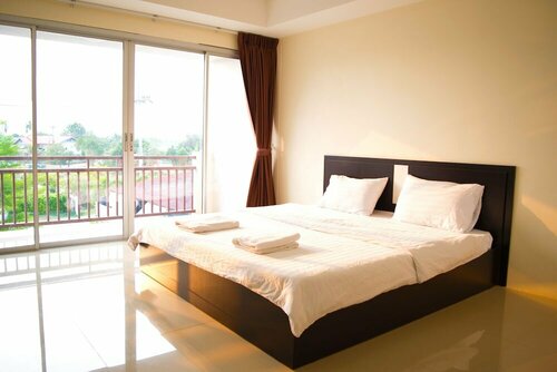 Гостиница Nantharom Hotel and Restaurant