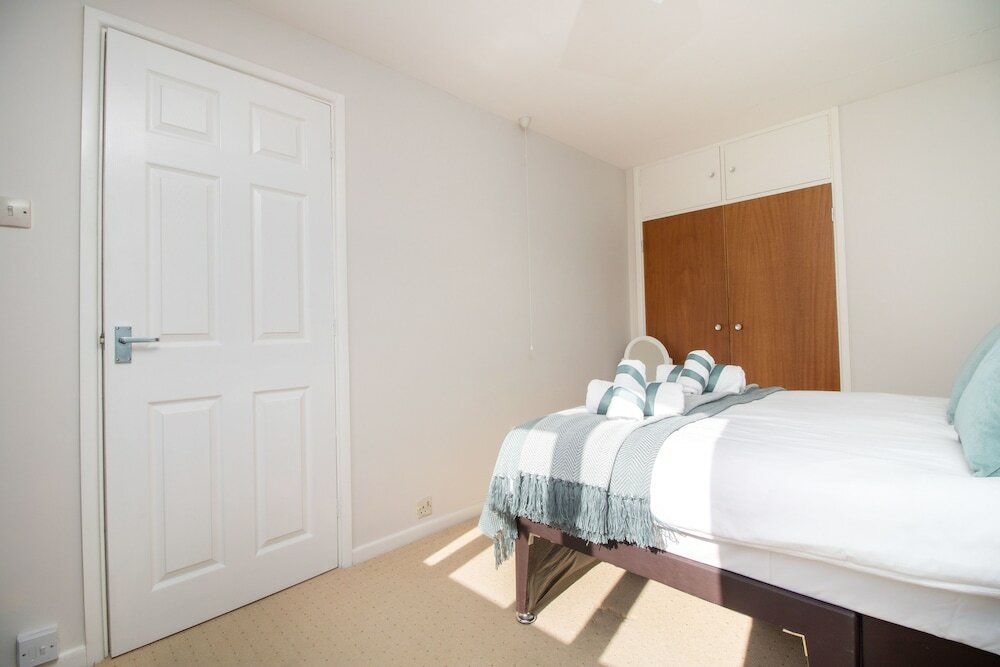 Фото Rivermead Serviced Accommodation