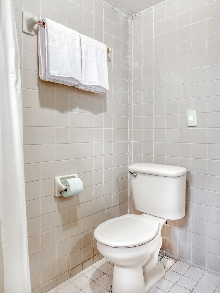 Фото Capital O Hotel La Siesta, Gómez Palacio