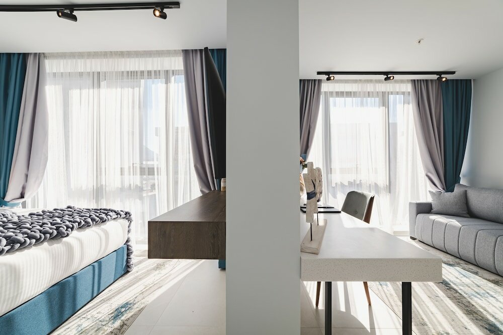 Фото Aurel Coast