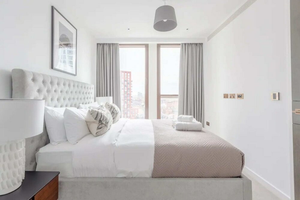 Фото Luxurious 1bd Flat by the River - Vauxhall