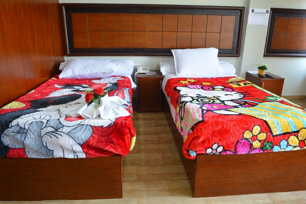 Фото Wassim Boutique