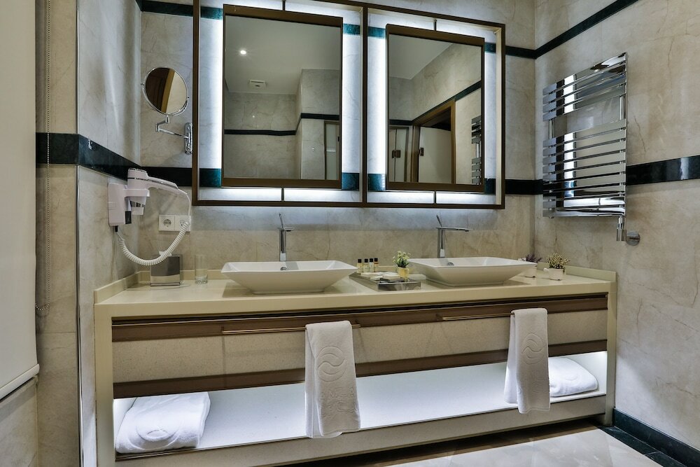 Фото Dreamland Golf Hotel 