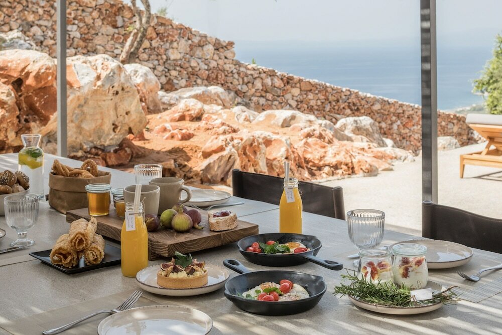 Фото Monolithoi Villas Mani