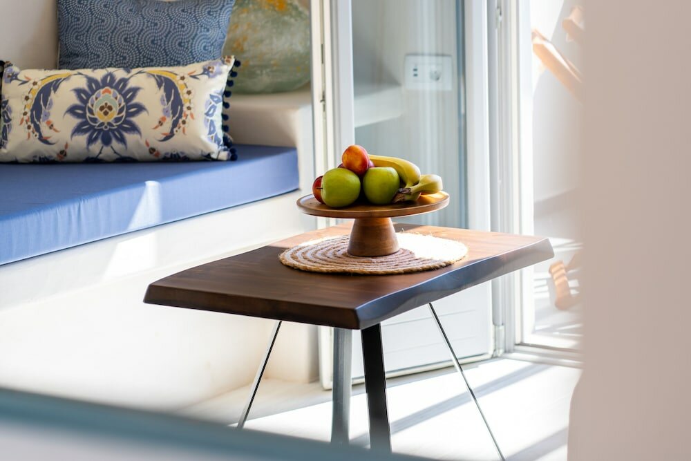 Фото Thousand Stars Suites & Rooms