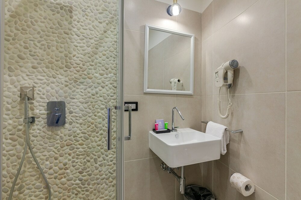 Фото Habitat Monti Rooms