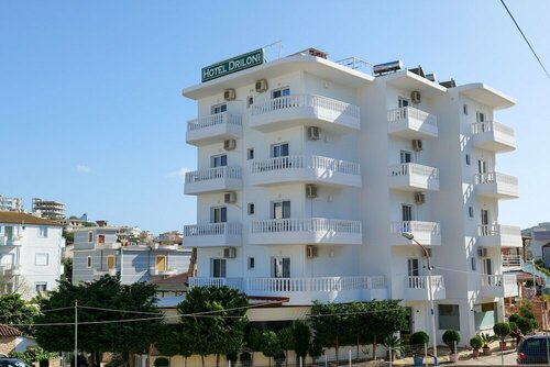 Гостиница Hotel Driloni в Ксамиле
