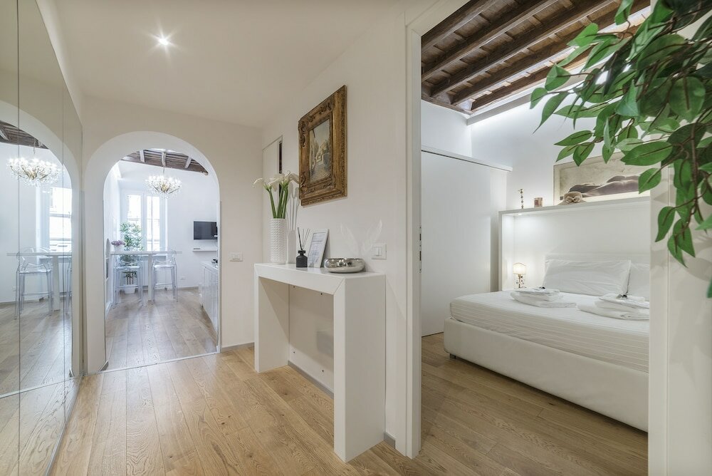 Фото Leisure & Relax near Trevi Fountain