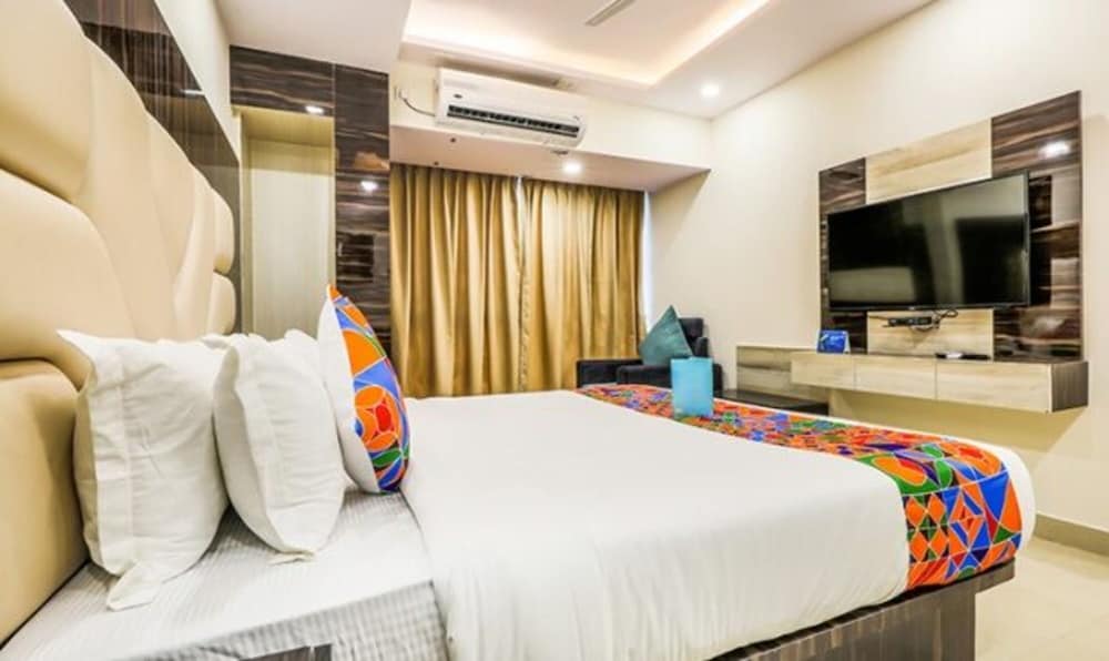 Фото Fabhotel Khb Tower