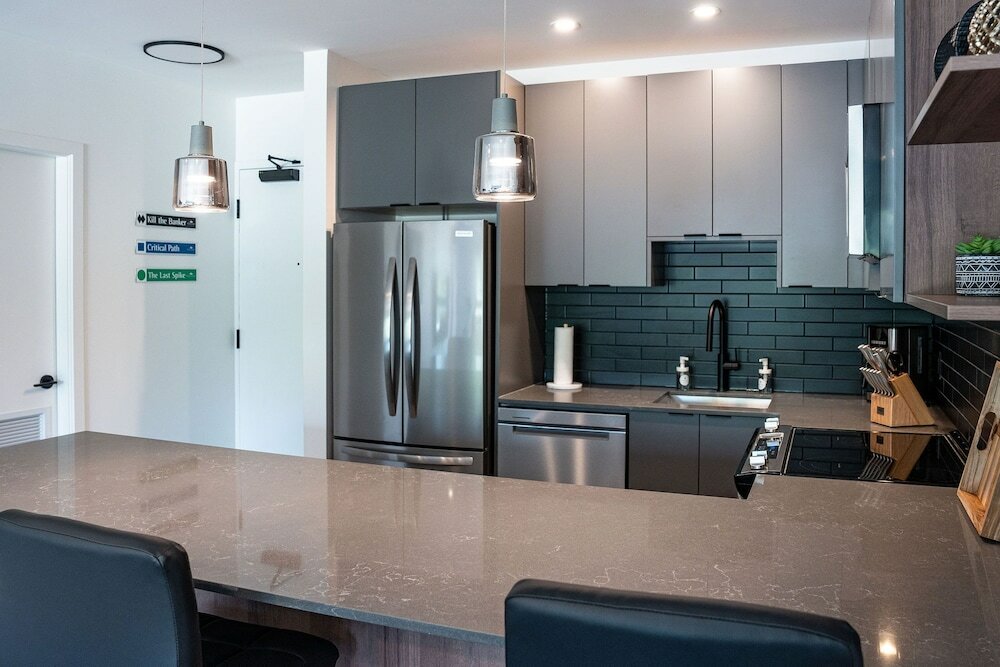 Фото Alpine Haven by Revelstoke Vacations