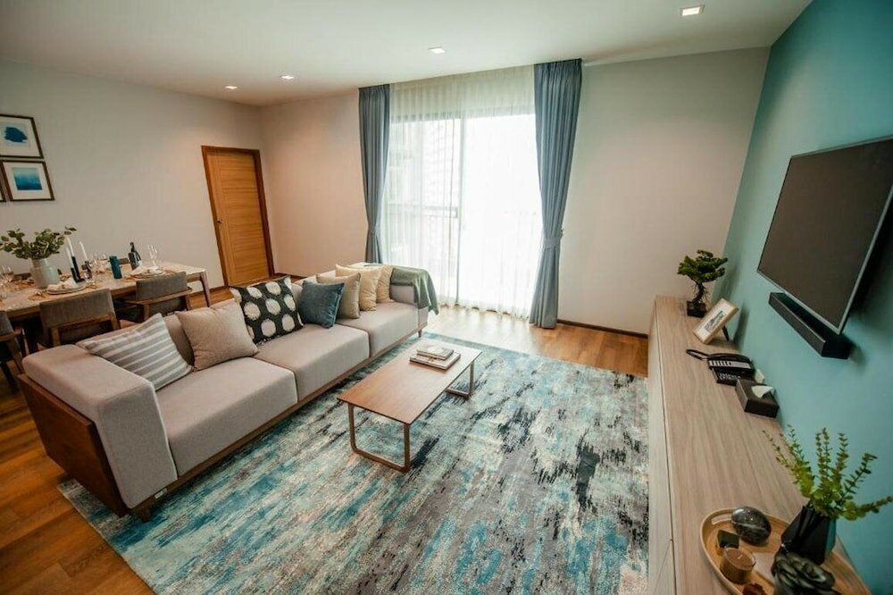 Фото Oakwood Hotel and Residence Sri Racha