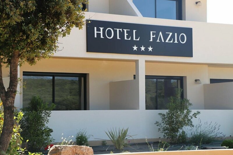 Гостиница Hôtel Fazio в Бонифачо