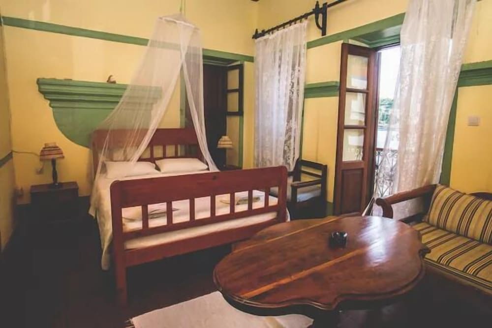 Фото Karnayo Traditional Houses