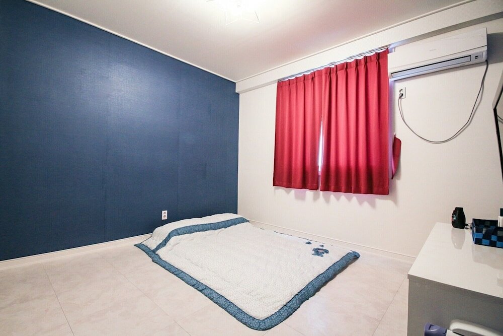 Фото Yeosu Party Motel and Guest House